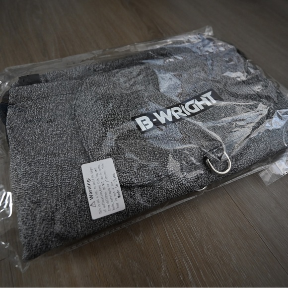 Slash Resistant Drawstring Bag With Top Flap & Locking Mechanism | Anti Theft - Picture 10 of 14